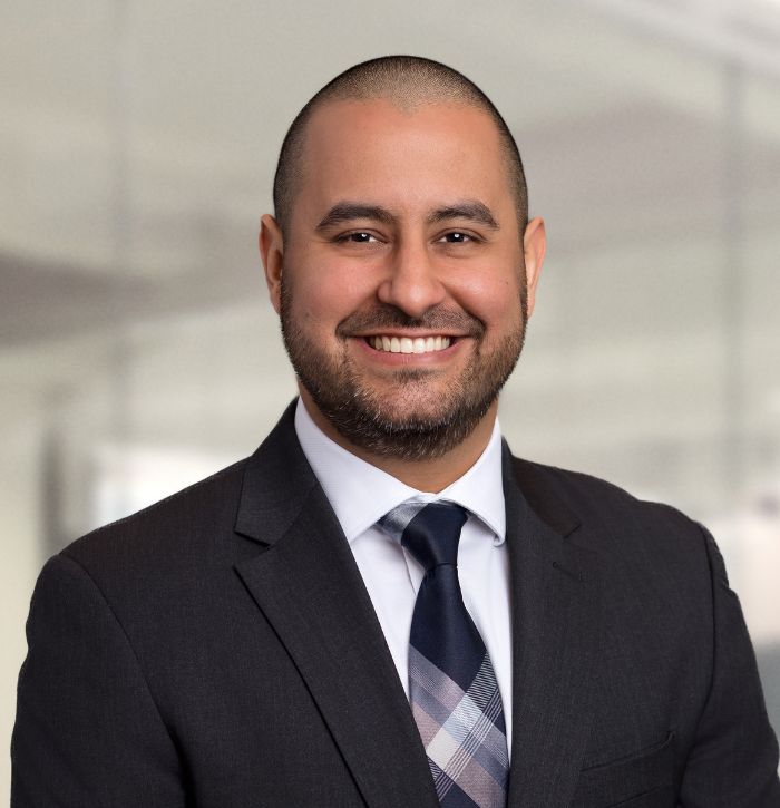 Portrait of Eric Uquillas