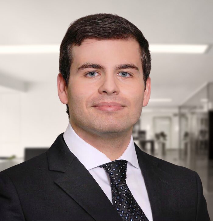 Portrait of Ryan Silverman